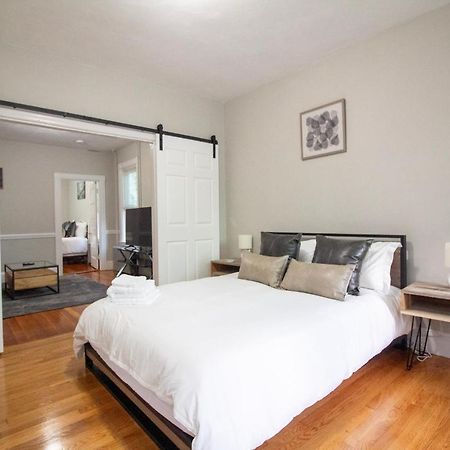 2 Bedroom Condo Close To Boston And Cambridge With Free Parkings Bagian luar foto